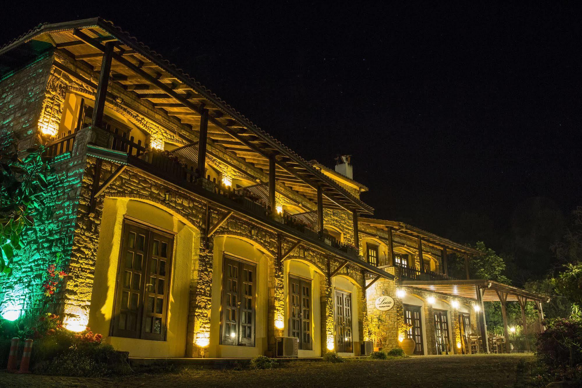 Loca Hotel Side Exterior foto